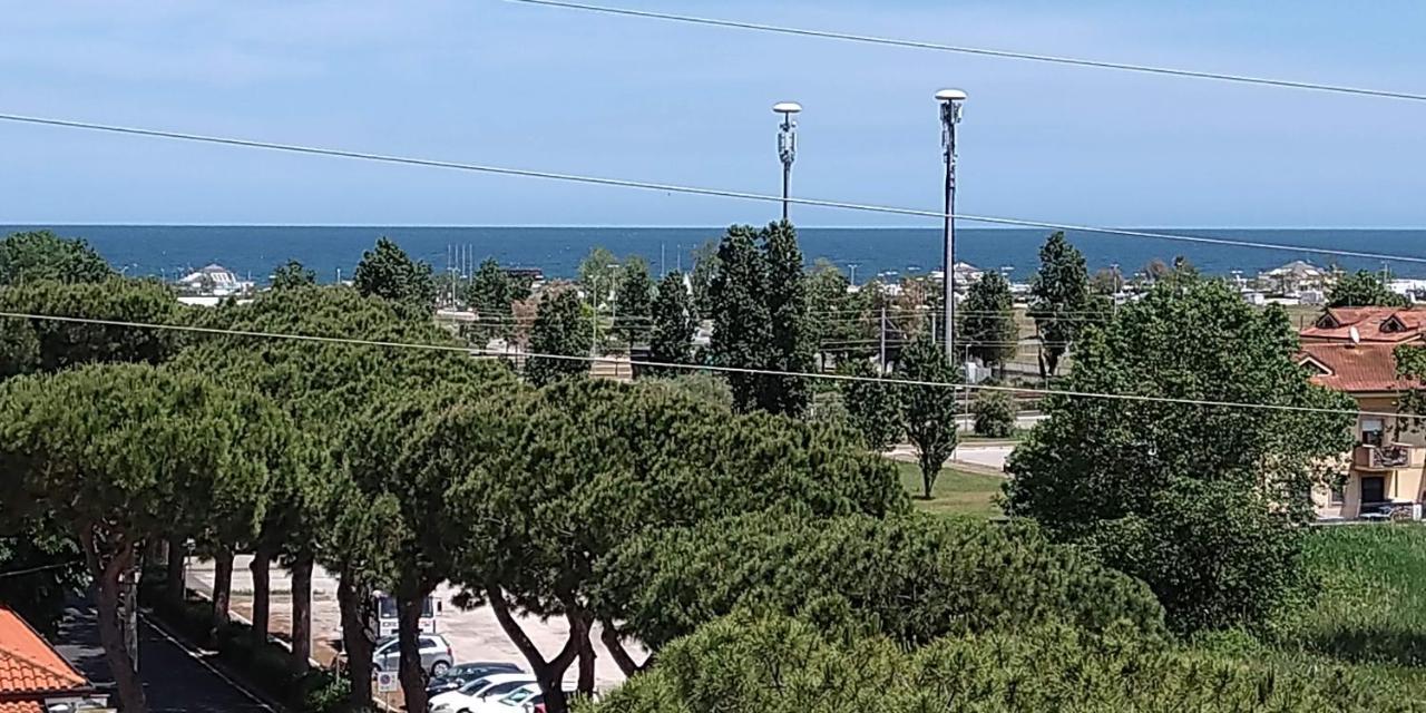Appartamento Vista Mare Misano Adriatico Ngoại thất bức ảnh