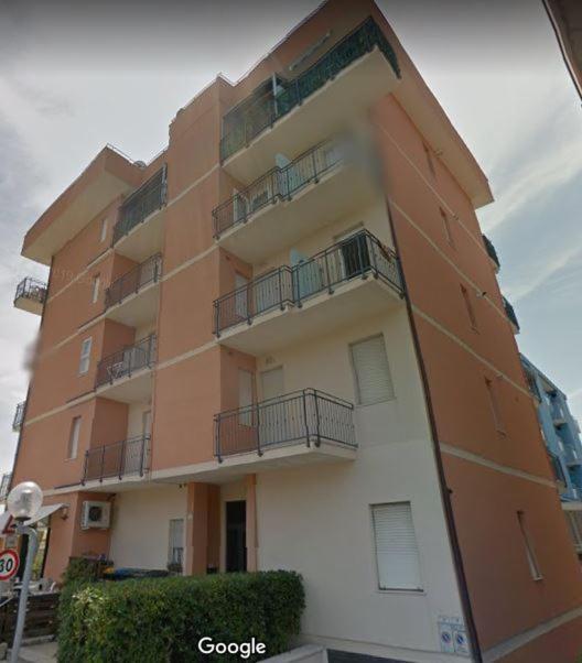 Appartamento Vista Mare Misano Adriatico Ngoại thất bức ảnh